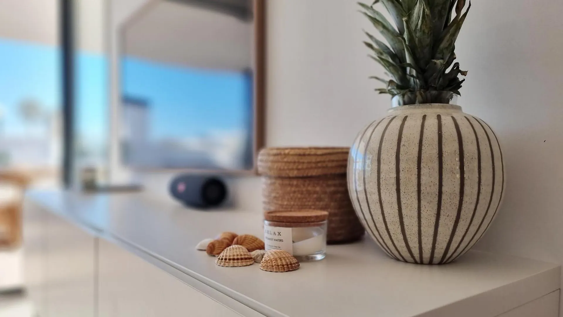 Beautiful Middel Views Apartment With Pool And Gym مالقة 0*,