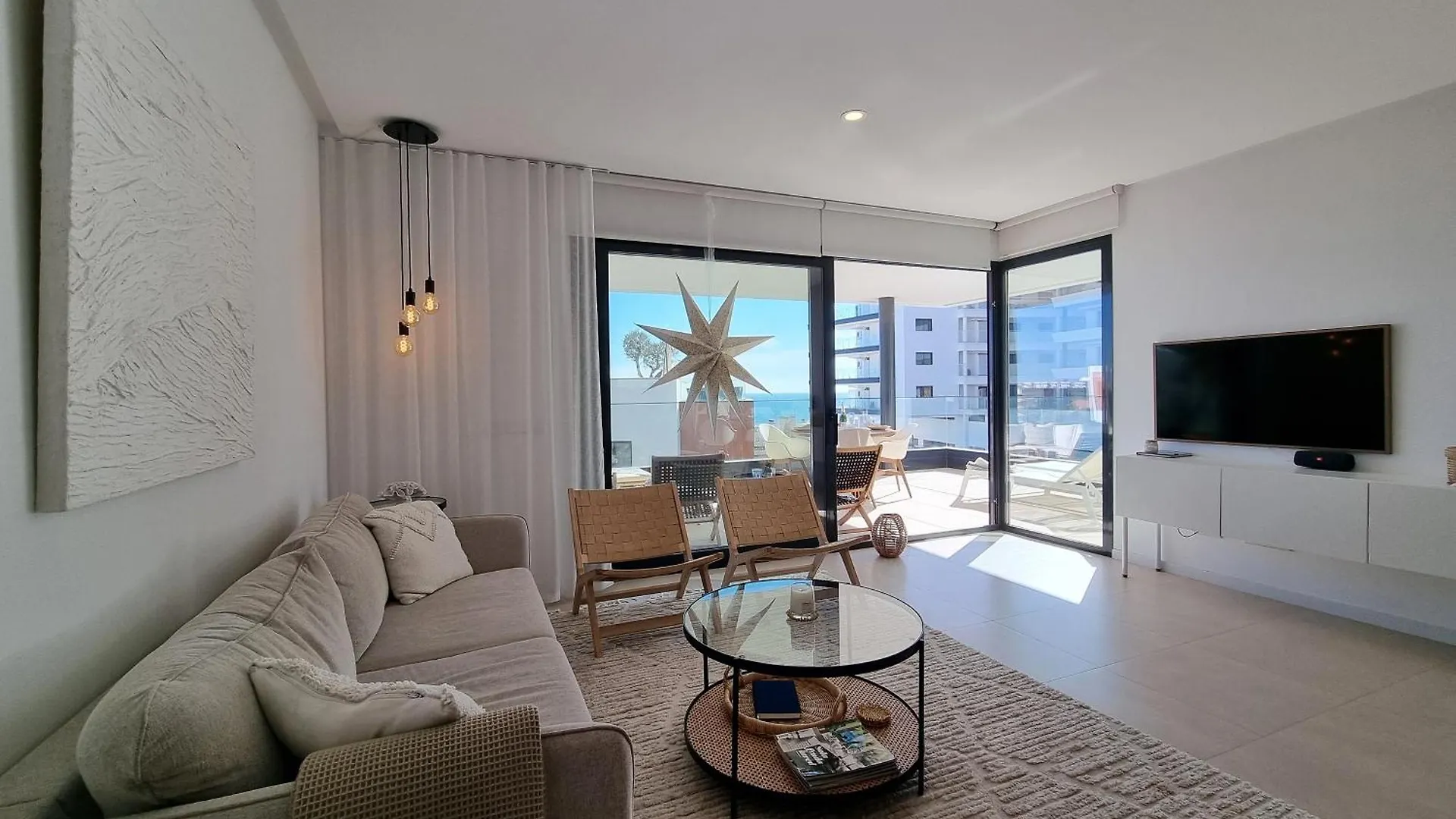 Beautiful Middel Views Apartment With Pool And Gym مالقة